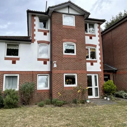 Rent this 2 bed apartment on St Luke's Avenue in Penenden Heath, ME14 5AN