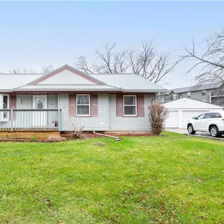 Buy this 2 bed house on 227 East Emma Avenue in Des Moines, IA 50315