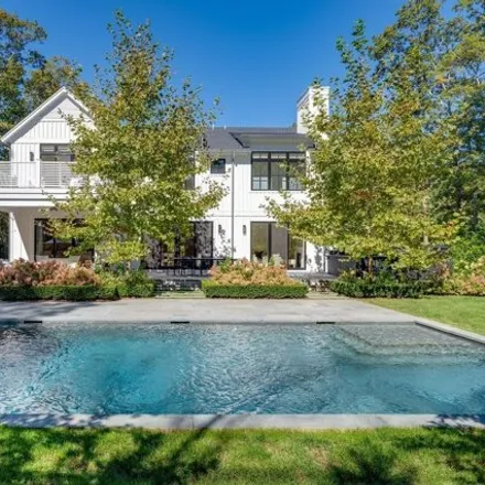 Rent this 4 bed house on 7 Woodpink Drive in Northwest Harbor, East Hampton