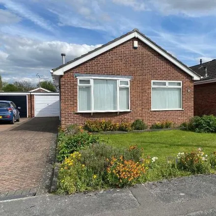 Buy this 2 bed house on Yewtree Drive in Anlaby Common, HU5 5YB
