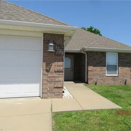 Image 2 - 1207 East Ken Leach, Siloam Springs, AR 72761, USA - House for rent