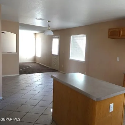 Image 3 - Mike Goodwin Drive, El Paso, TX 79998, USA - House for sale