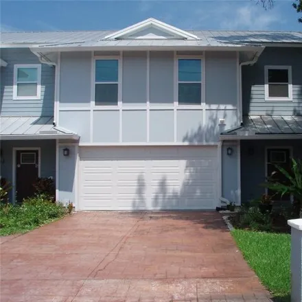 Rent this 3 bed house on 131 North Fredrica Drive in Clearwater, FL 33755