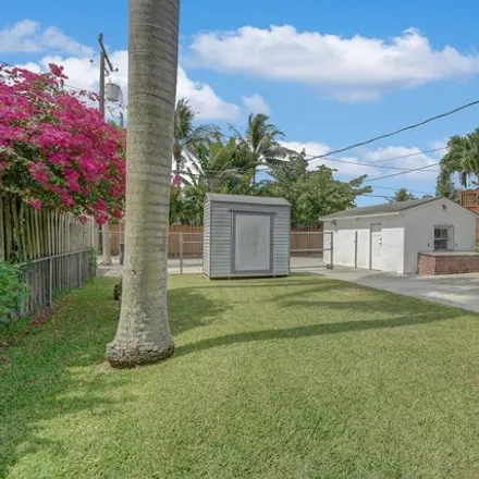 Image 5 - 520 30th St, West Palm Beach, Florida, 33407 - House for sale
