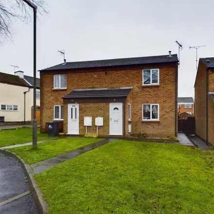 Rent this 2 bed duplex on 28 The Spinney in Ripley, DE5 3HW