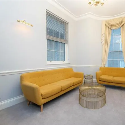 Image 8 - Herman Melville, Craven Street, London, WC2N 5NS, United Kingdom - Townhouse for rent