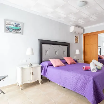 Rent this 3 bed house on 29754 Cómpeta