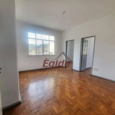 Rent this 3 bed apartment on Avenida Professor João Brasil in Engenhoca, Niterói - RJ