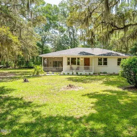 Buy this 3 bed house on 47 Seaside Road in Beaufort County, SC 29920