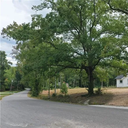 Buy this 4 bed house on 1193 Old Lilesville Road in Wade Mills, Wadesboro