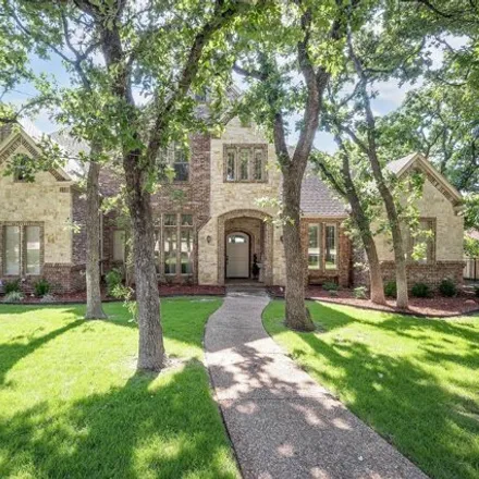 Buy this 5 bed house on 403 Hogans Dr in Trophy Club, Texas