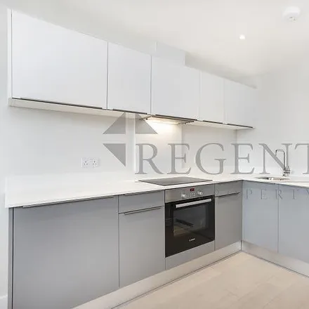 Image 2 - Rodwell Close, London, HA4 9NQ, United Kingdom - Apartment for rent