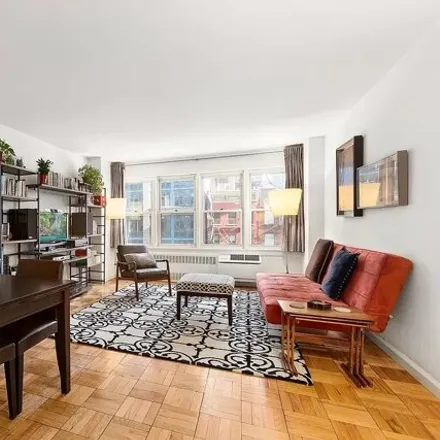 Rent this 1 bed condo on 155 East 38th Street in New York, NY 10016