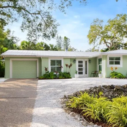 Buy this 3 bed house on 5054 Oakmont Place in Siesta Key, FL 34242