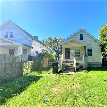 Image 3 - 3392 West 54th Street, Cleveland, OH 44102, USA - House for sale