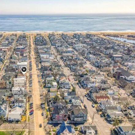 Rent this 5 bed house on 83 Main Avenue in Ocean Grove, Neptune Township