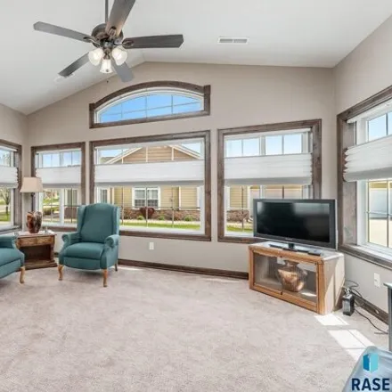 Image 9 - East Madison Street, Sioux Falls, SD 57110, USA - Condo for sale