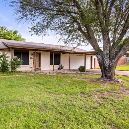 Buy this 3 bed house on 1431 W Torrey St in Granbury, Texas