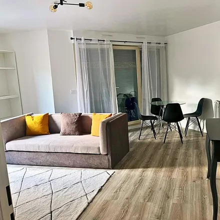 Rent this 2 bed apartment on 57 Avenue du Maréchal Foch in 95100 Argenteuil, France