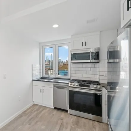 Rent this 1 bed house on 39-04 29th Street in New York, NY 11101