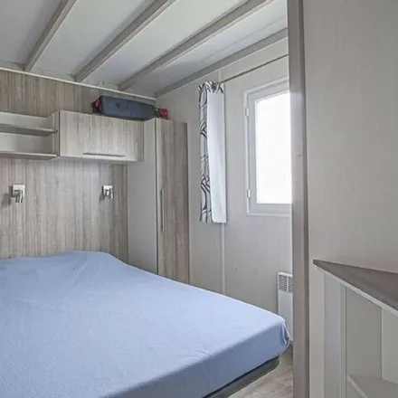 Rent this 2 bed house on Centre d'incendie et de secours de Grandcamp-Maisy in La Faisanderie, 5 Rue du Moulin Odo