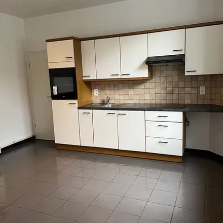 Rent this 1 bed apartment on Rue des Bayards 133 in 4000 Liège, Belgium