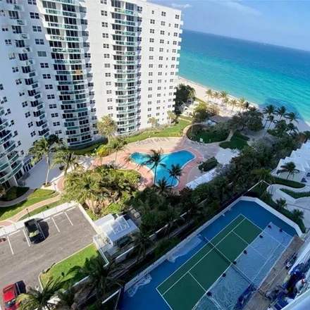 Image 3 - 3156 South Ocean Drive, Beverly Beach, Hollywood, FL 33019, USA - Condo for rent