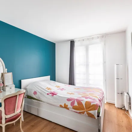 Rent this 1 bed apartment on 49 Rue Vivienne in 75002 Paris, France