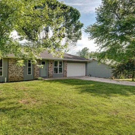 Image 3 - 3158 W Cynthia St, Springfield, Missouri, 65810 - House for sale