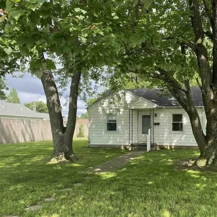 Buy this 2 bed house on 3123 Saint Ann Street in Owensboro, KY 42303