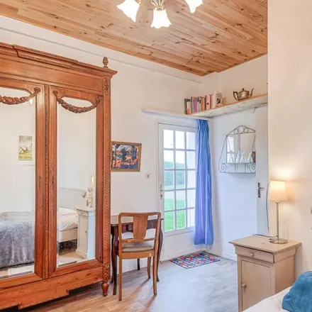 Rent this 7 bed house on 56510 Saint-Pierre-Quiberon