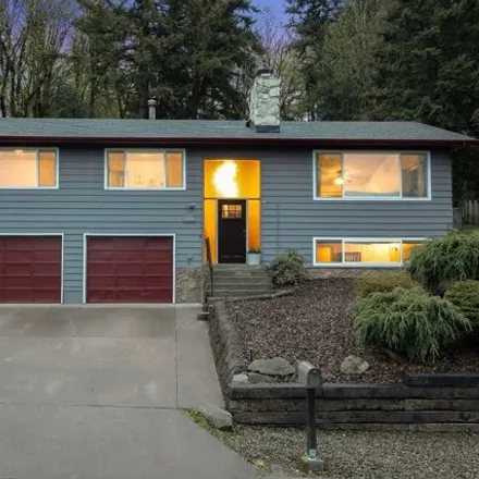 Buy this 4 bed house on 11536 Southeast Lexington Street in Portland, OR 97266