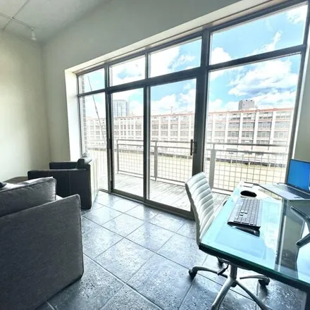 Image 3 - Water Street Lofts, 210 South Water Street, Milwaukee, WI 53204, USA - House for rent