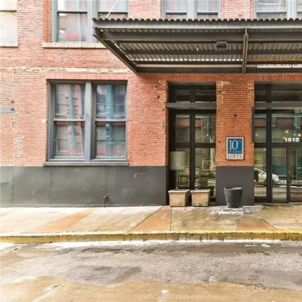 Image 2 - 10th Street Lofts, Saint Charles Street, St. Louis, MO 63101, USA - Condo for sale