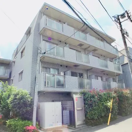 Rent this studio apartment on 外濠接骨院 in Sanai-zaka, Ichigaya-Sanaicho