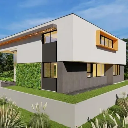 Buy this 7 bed house on Rodovia Francisco Arcanjo Grillo in Jurerê Internacional, Florianópolis - SC