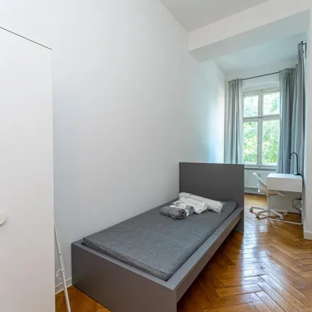 Rent this 5 bed apartment on Bornholmer Straße 17 in 10439 Berlin, Germany