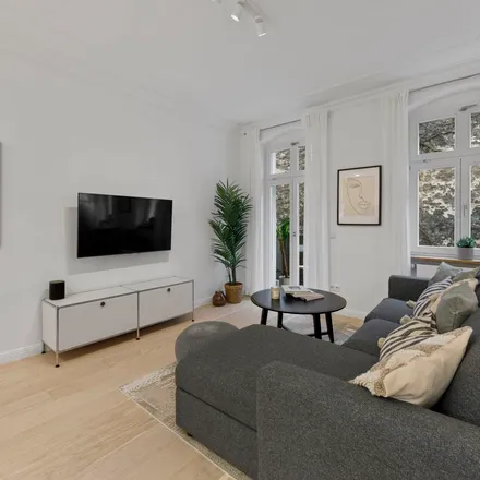 Rent this 3 bed apartment on Metzer Straße in 10405 Berlin, Germany