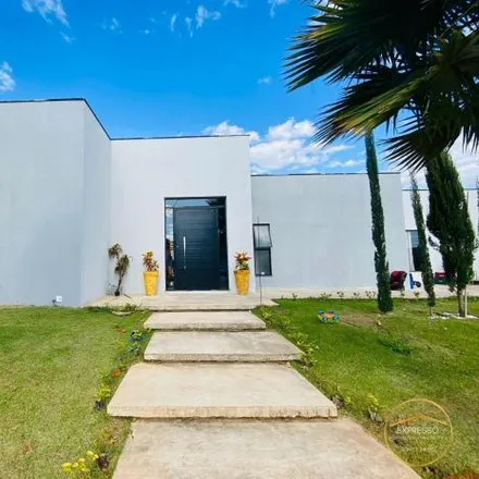 Rent this 4 bed house on Rua Professora Zulmira de Barros Vieira Fazano in Jardim Solar do Bosque, Sorocaba - SP