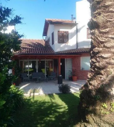 Image 2 - Florisbelo Acosta 5883, Los Pinares, 7600 Mar del Plata, Argentina - House for sale