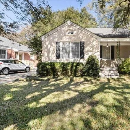 Rent this 2 bed house on 22 Yeadon Avenue in Saint Andrews, Charleston