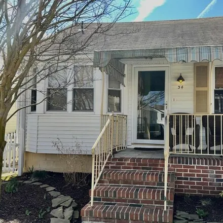 Image 2 - 62 North Essex Avenue, Margate City, Atlantic County, NJ 08402, USA - House for sale