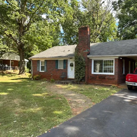 Buy this 2 bed house on 238 Coffee Road in Boonsboro, Lynchburg