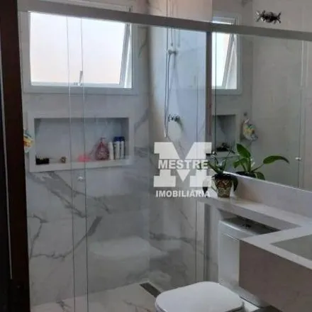 Buy this 2 bed house on Rua Brigadeiro Lima e Silva in Jardim Vila Galvão, Guarulhos - SP