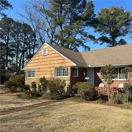 Rent this 3 bed house on 1064 Manchester Avenue in Larchmont, Norfolk