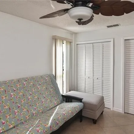 Image 7 - 15425 Crystal Lake Drive, Royal Coach Estates, North Fort Myers, FL 33917, USA - House for sale