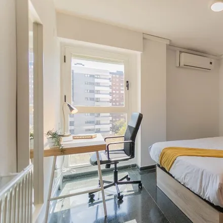 Rent this 6 bed room on Plaça d'Hondures in 46022 Valencia, Spain
