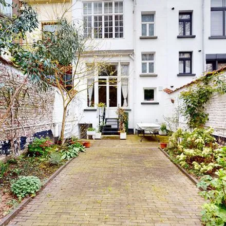 Rent this 5 bed apartment on Rue de Tenbosch - Tenbosstraat 56 in 1050 Ixelles - Elsene, Belgium