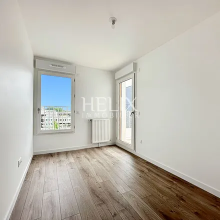 Image 5 - Helix immobilier, 5 Rue de la République, 78100 Saint-Germain-en-Laye, France - Apartment for rent