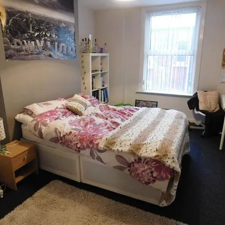 Rent this 5 bed apartment on Salisbury Road in Liverpool, L15 2HD